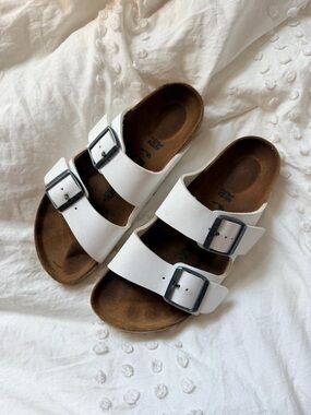 Women’s Birkenstocks size 38